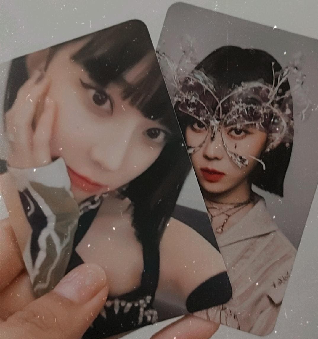 earlyshell__'s tweet photo. aaaaa what are the odds that i'd pull 2 winter pcs??? π₯Ί
thank you @StayTeuMyPH!
and for the freebies. βΊ https://t.co/ShHwY6GUUO