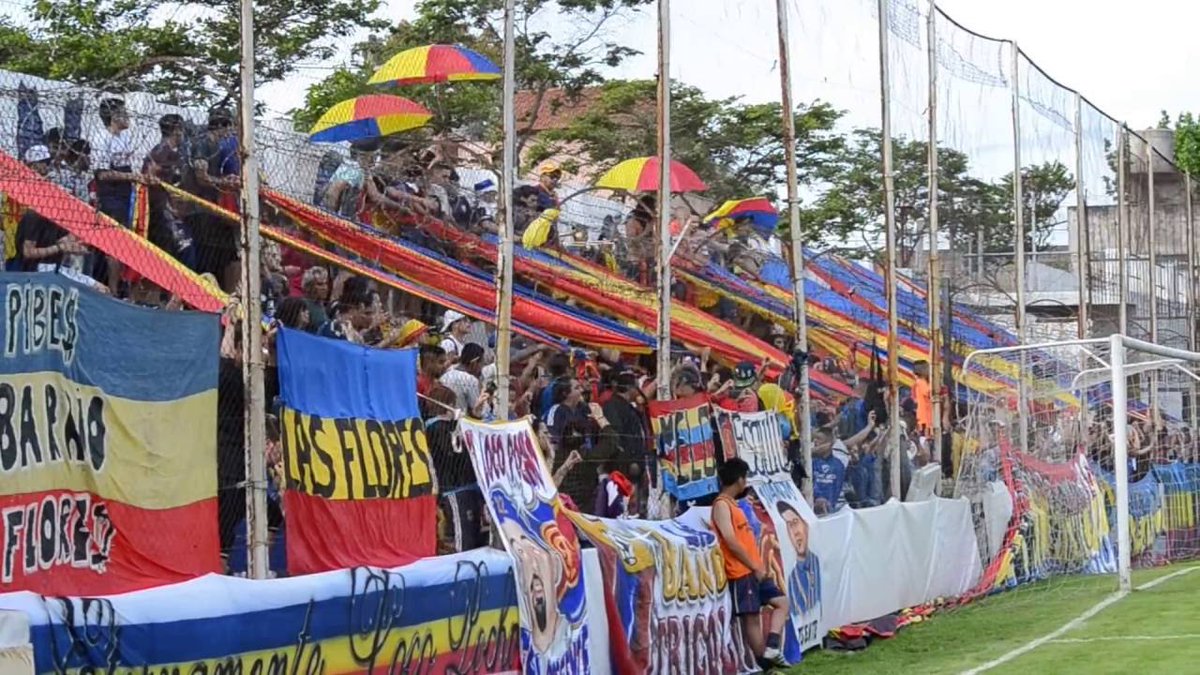 bmetroaltoque's tweet photo. ¡Feliz día del hincha de Cole! 

Desde @bmetroaltoque le mandamos un saludo a todos los hinchas de #Colegiales en su día. https://t.co/SV4VJJBQXp