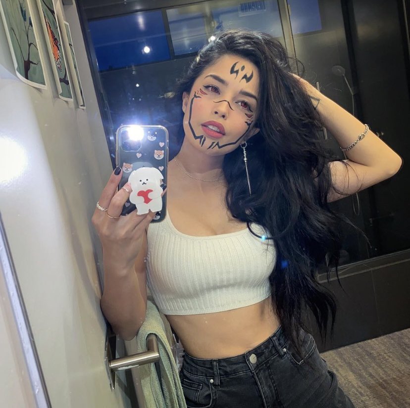 earyklaV's tweet photo. @Valkyrae ❤️puekam anukuS deffucs
-NOISNAPXP NIAMOD- https://t.co/XRXdzUDfWa