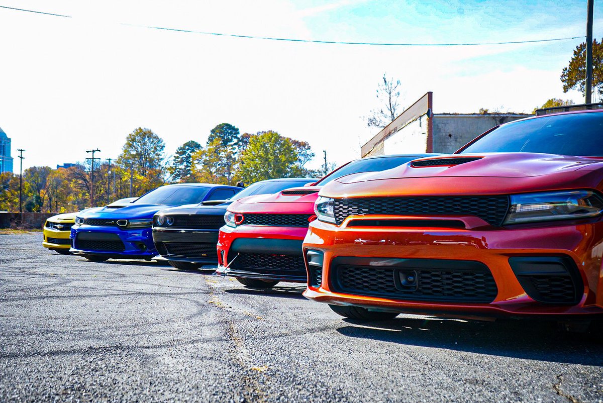 JuanoTheGreat_'s tweet image. They Brought The Power Rangerz Out 🤯.  #CarEdition