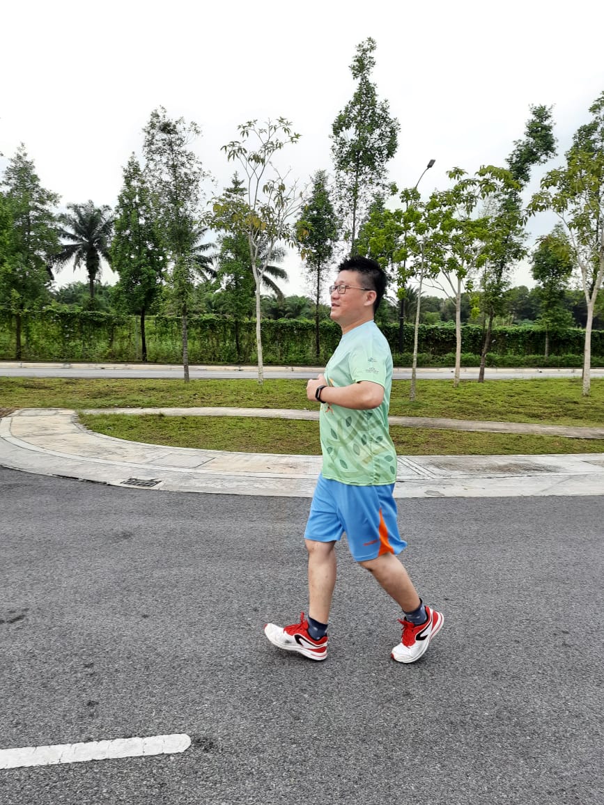 tpchan77's tweet photo. “Thank you for Inviting me to Running Is My Happy Hour Season 2”
#CommscopeRuckus #M.TechMalaysia #RunningIsMyHappyHour https://t.co/xf5JjbjIPv
