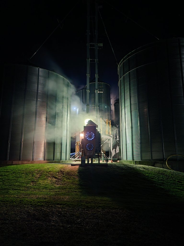 That is it. Finishin what's in the dryer and we are done! A very wet fall but thankful for some full bins #harvest21 ✅
