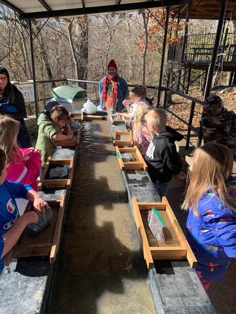 PanthersMce's tweet photo. Second Grade took a trip to Smallin Civil War Cave today! They got to explore the cave and go gem panning. The weather was perfect and we had the best day. #MCEalwayslearning https://t.co/55HFQO93La