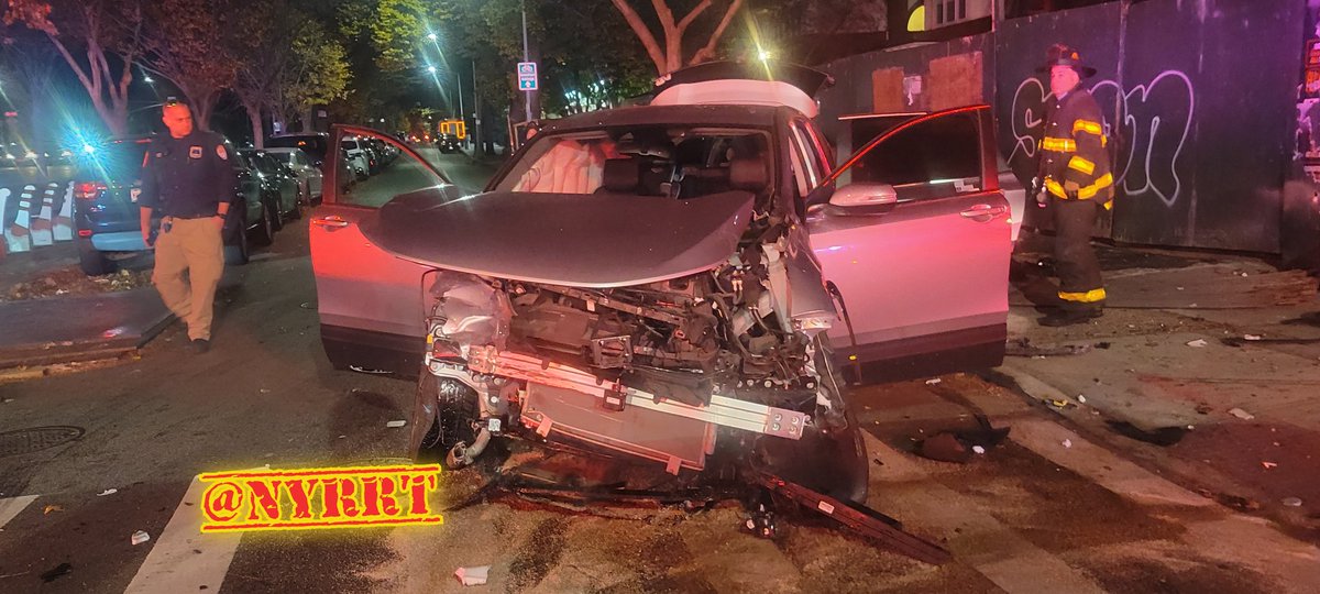 NYRRT's tweet image. Brooklyn:  Ave I &amp;amp; Ocean Parkway MVA with injuries