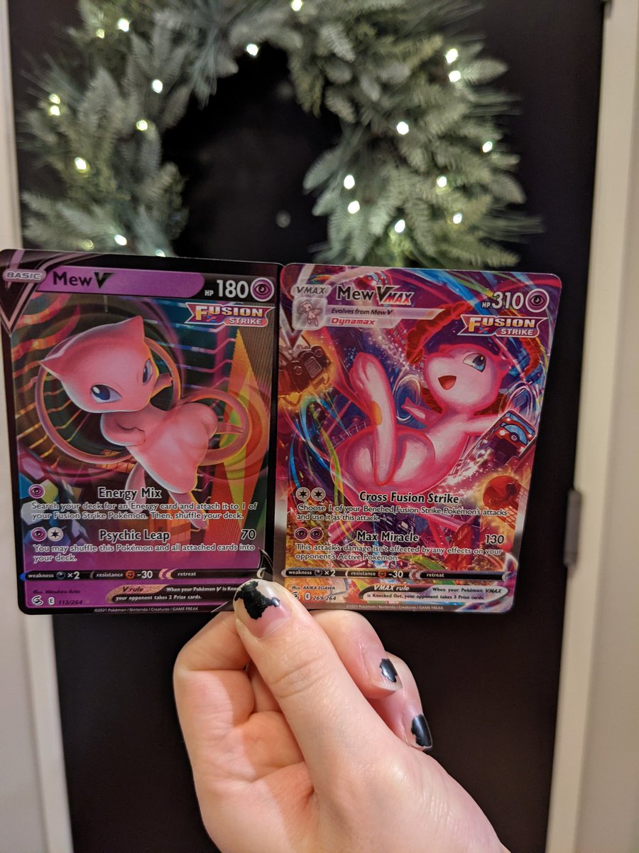Selenityy's tweet photo. Two packs from Target and got lucky on both 😍 https://t.co/7wPvvmAJU0