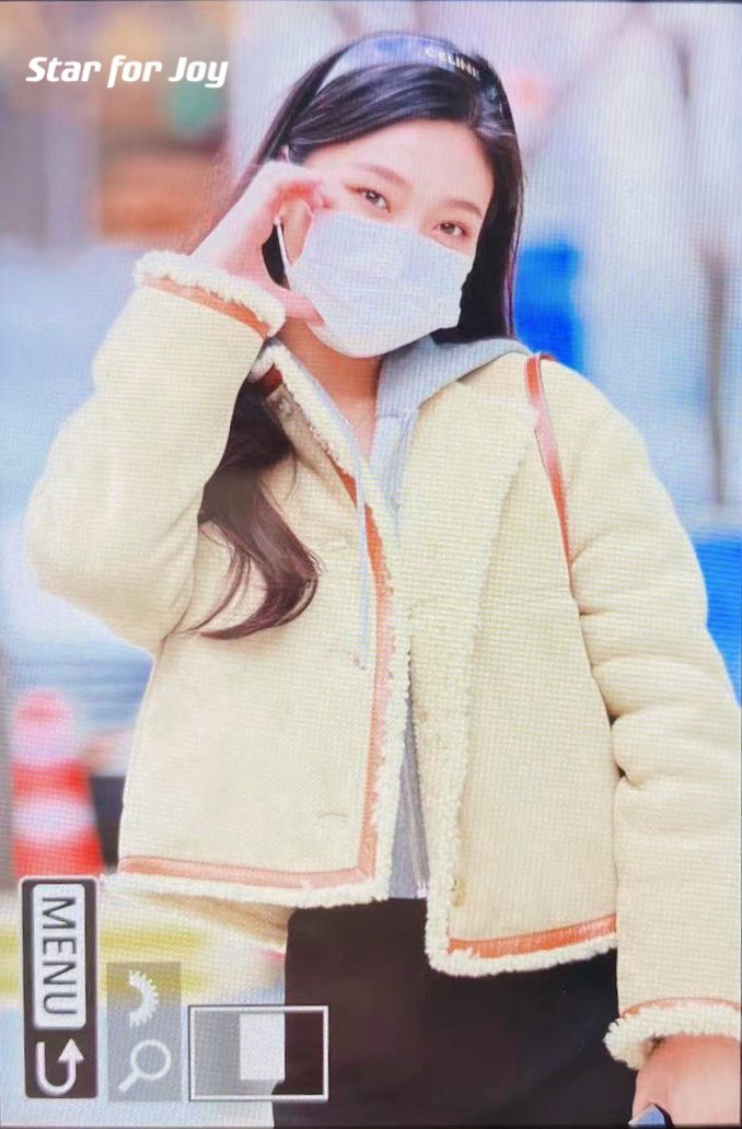 StarHeforJoy's tweet photo. 211124 동물농장

#조이 #Joy #박수영 https://t.co/NyQa8geQPl