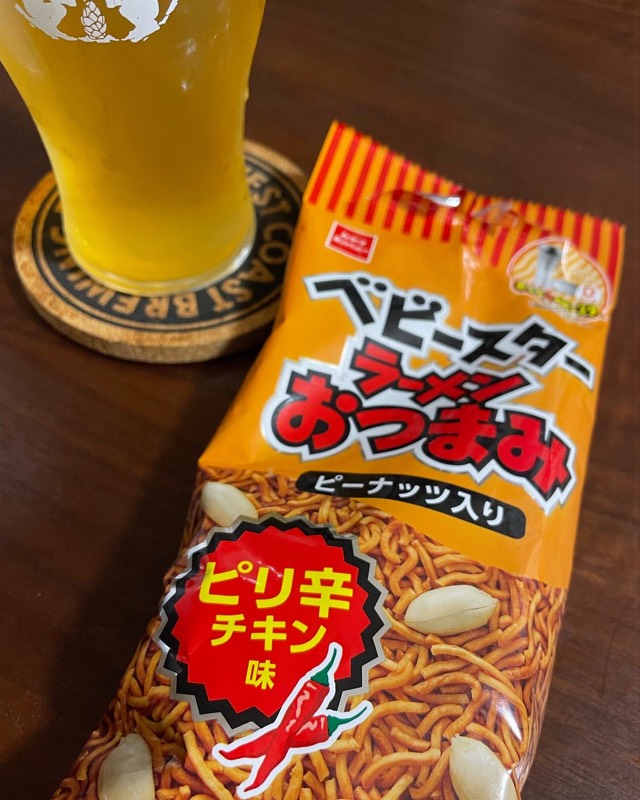 mochiDisco's tweet photo. 白麹。青森エールのバージョン違い。白麹だけで、ここまで重さがくるのかとビックリ系。色はそうでもないけど、japanese hazy て感じですね。
意外にスナック菓子とハマりました。
#beeasybrewing #beeasy #aomoriale
#aomorialewhitekojiver #aomori #hirosaki https://t.co/EuDqjLEpQH