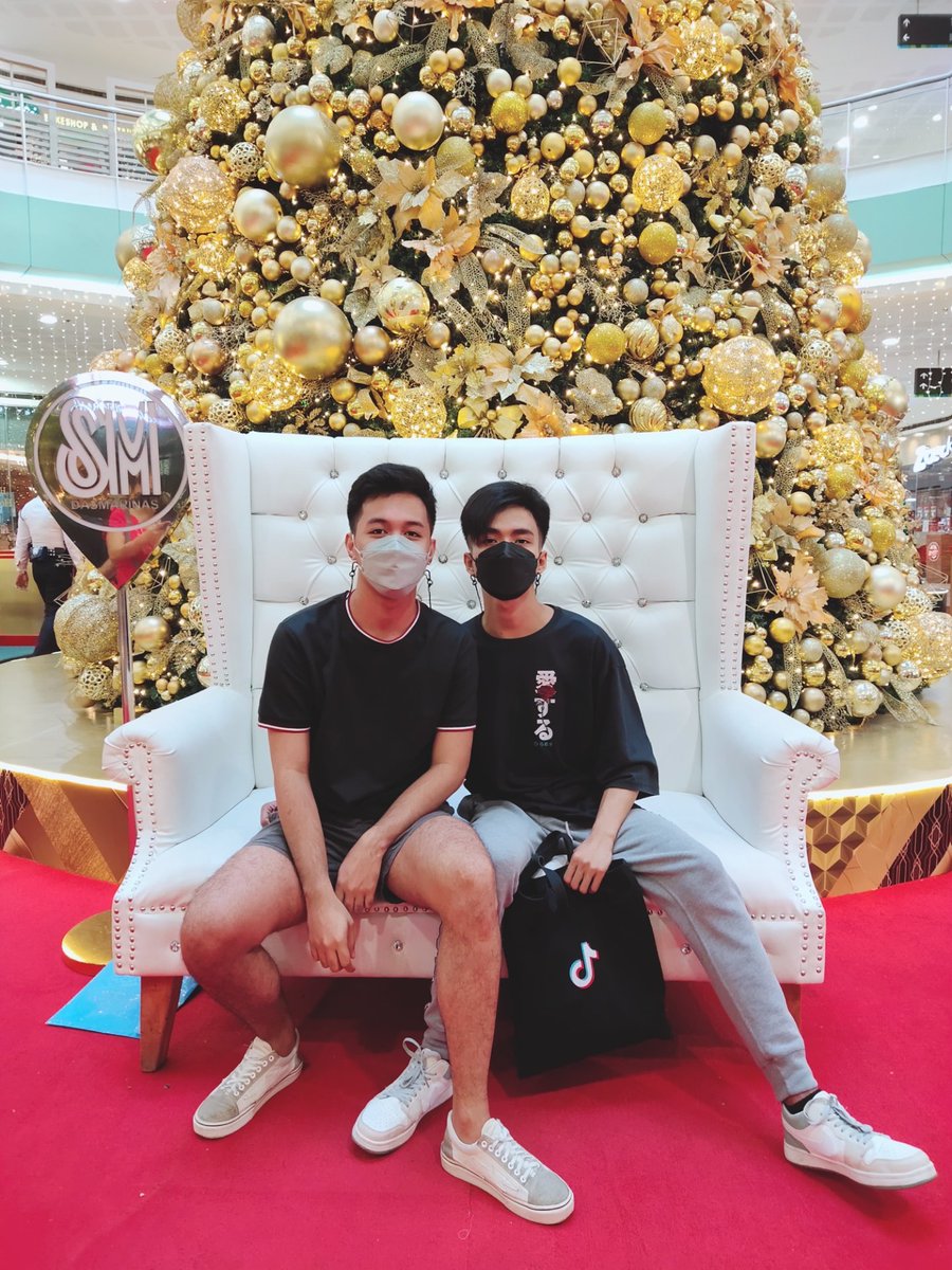 meitsjhosh's tweet photo. Happy being with you 🥰 https://t.co/fhFHuQs49x