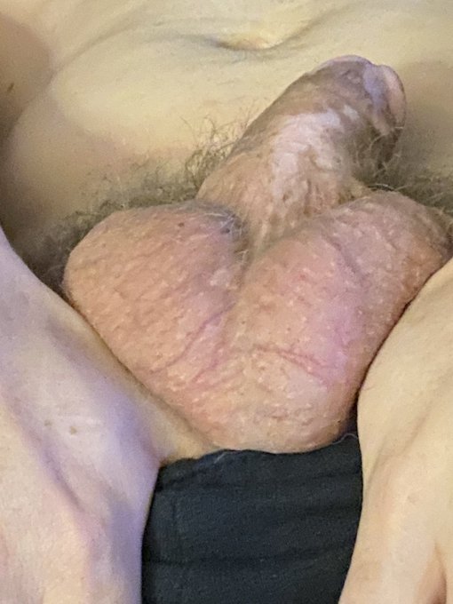 My partner and I are going live on chaturbate soon! Catch us for some couple fun and maybe you can cum