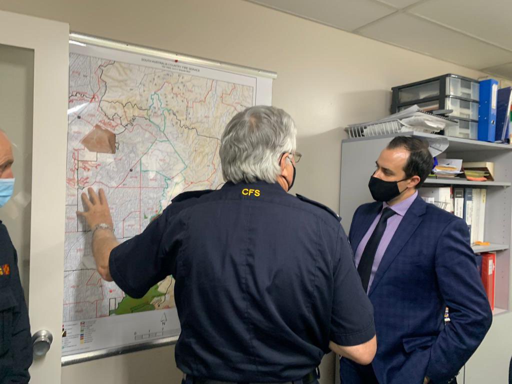 VincentTarzia's tweet photo. With the fire danger season fast-approaching for the Adelaide Metropolitan area, I stopped by the Tea Tree Gully @CFSAlerts with @RichardMHarvey to thank volunteers for their dedication to keeping SA safe and strong.
#bebushfireready https://t.co/WJw4iZDLb1