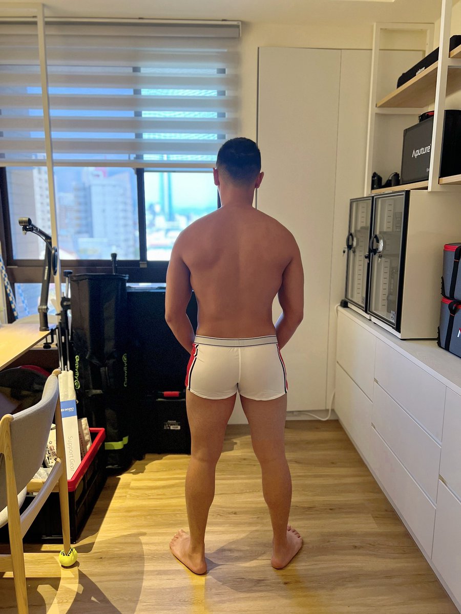 AnimalChen's tweet photo. 這是外褲不是內褲耶
覺得穿出去像沒穿褲子😅 https://t.co/AiE6PDORBR