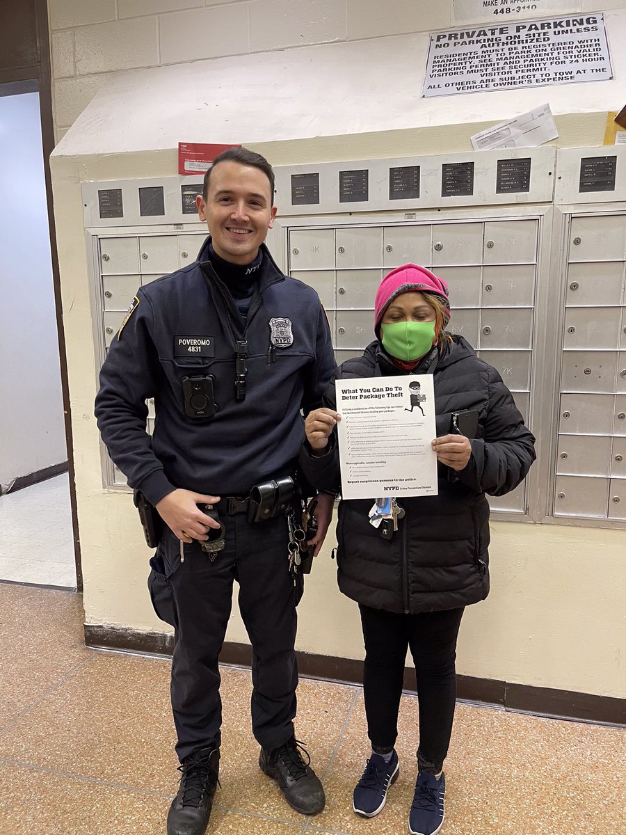 NYPD121Pct's tweet photo. Our Neighborhood Coordination Officers Poveromo and Pallotto were out in #MarinersHarbor informing the community about package 📦 thefts. https://t.co/y1cIXhfZZS