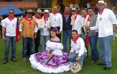 WilsonVega's tweet photo. ¿Le dicen ustedes o le digo yo? #WelcomeToColombia https://t.co/QXd2sMUbTL