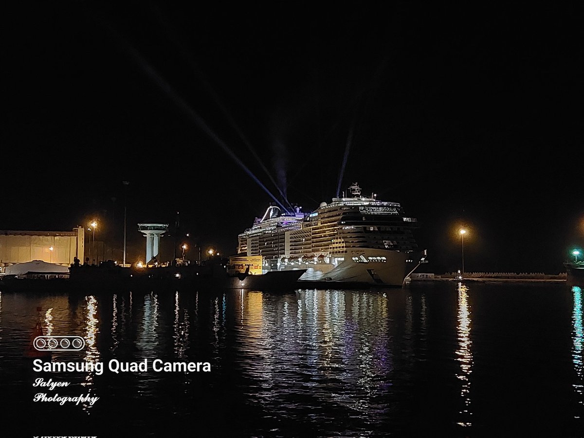 KariaSatyen's tweet photo. #muscat #muttrah #Oman @timesofoman @OmanTourism5 #mobilephotography #BeautifulWorld https://t.co/3X3Oxhs0Cm