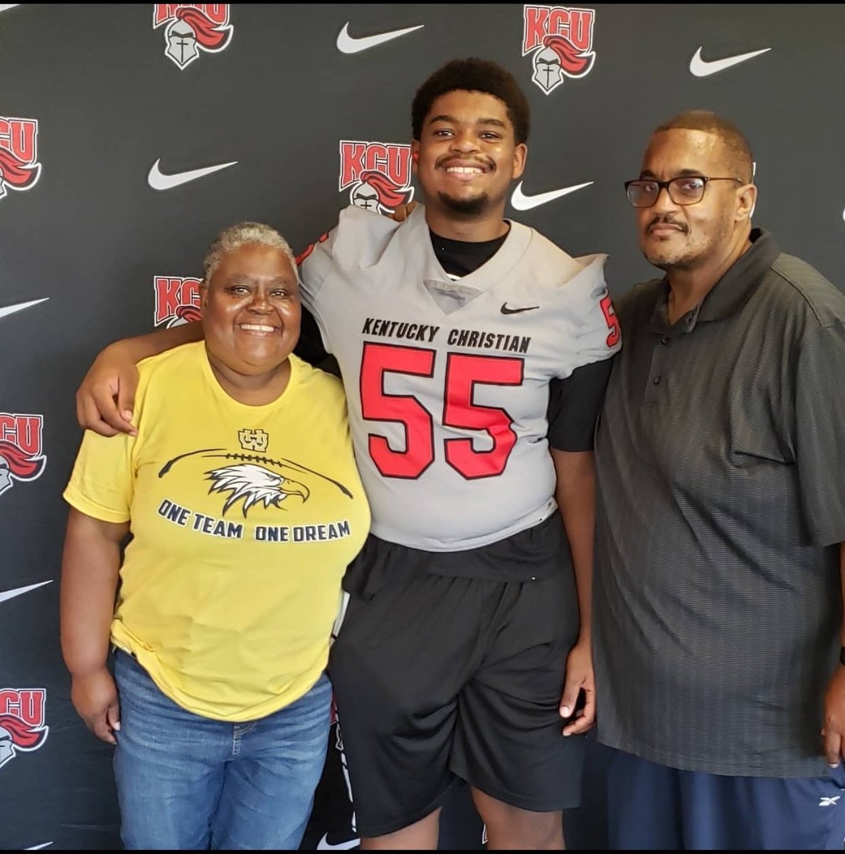 KingDiesel55's tweet photo. After a great talk with Coach Mathis and @coachRtaylor44 , I am blessed to say I have received an Official Offer from @GoKnightsFB ! @Crook36 https://t.co/pfqLZx6D6n