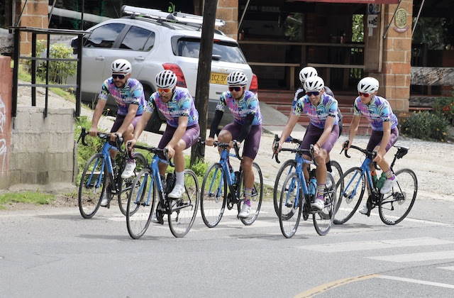 paisadeportes's tweet photo. El Team Medellín ya definió sus primeras carreras de 2022. https://t.co/G6ryGaB7r2 🚵‍♀️🇨🇴 https://t.co/MxzjU8A7HJ
