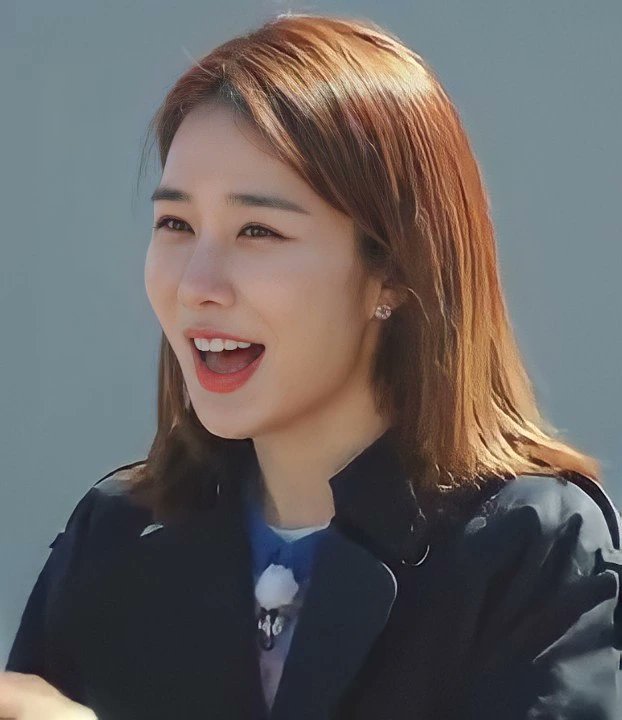 Eric20325's tweet photo. Please always laugh😊🤗
YooInNa on 'Sinabro Dream Operator' Vareity Show!🦋
#유인나 #yooinna
#YooInNaxSinabroDreamOperator
#시나브로꿈조작단
#Sinabrodreamoperator https://t.co/bkZNXMCRSK