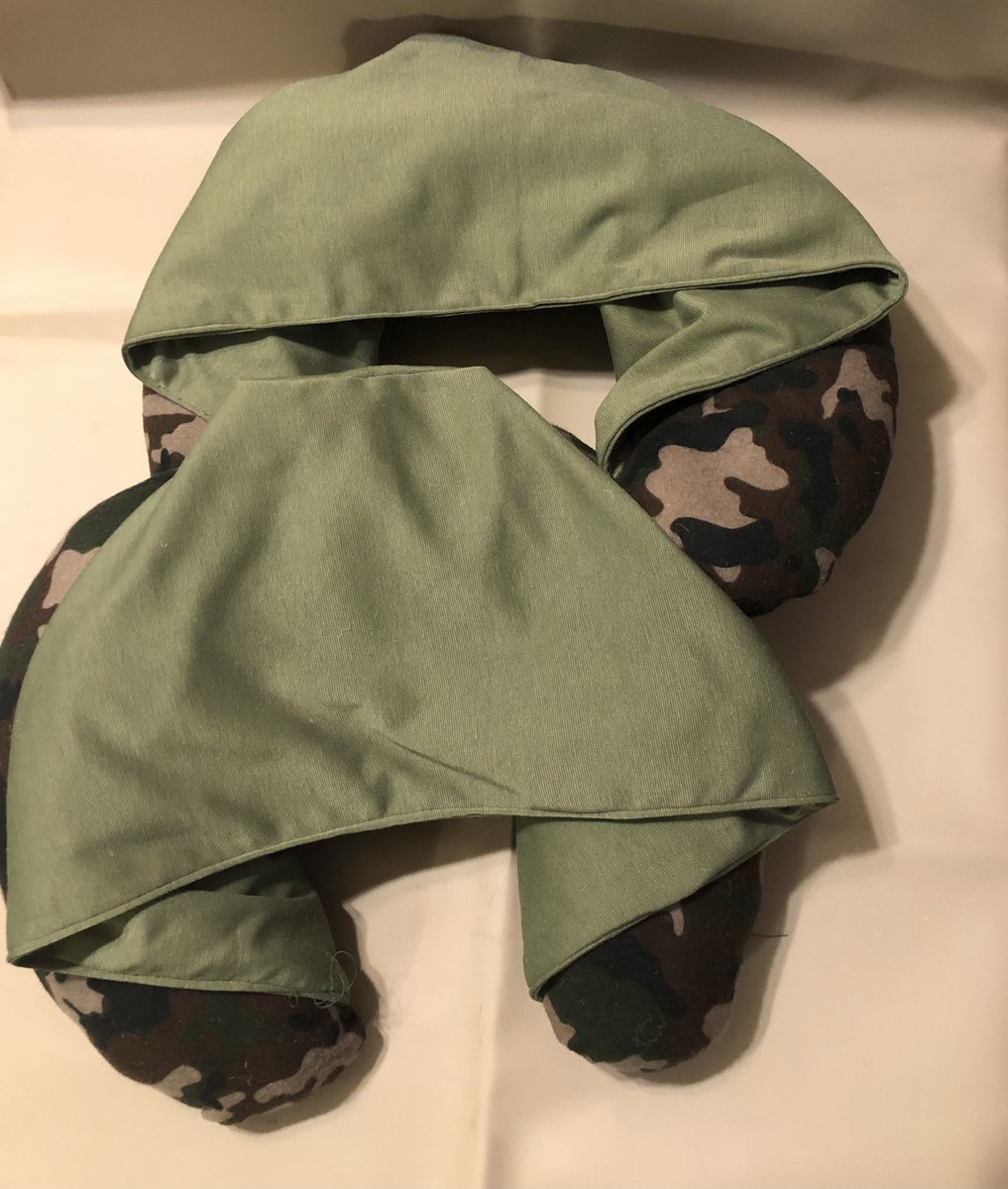 Vytalconcepts's tweet photo. Stocking stuffers gifts for the holidays and traveling. #HolidayShopping #neckpillows #HolidaysAreComing #adults #children #Christmas2021 #HolidayReady https://t.co/5L7emuGUoe