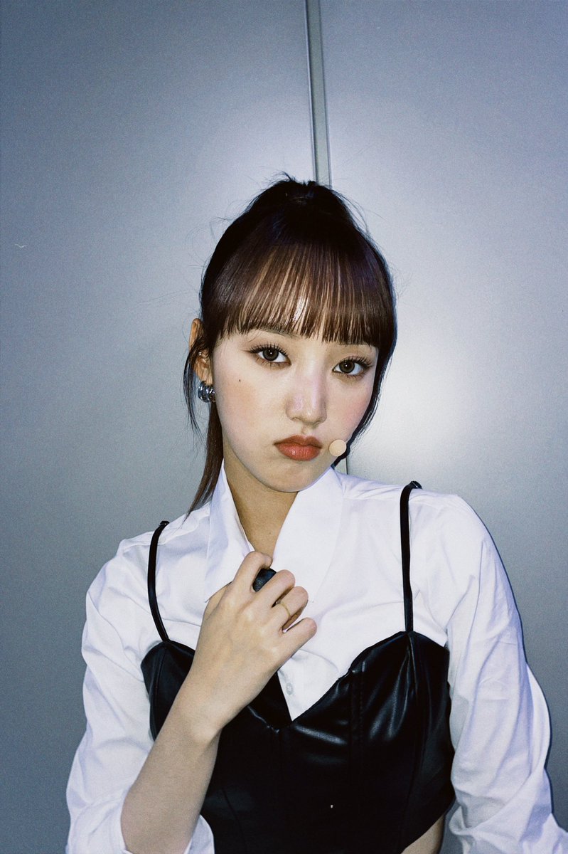 WekiMeki's tweet photo. 🖤🖤🖤🖤🖤
쇼챔도 본방사수 
🤍🤍🤍🤍🤍
#위키미키 #🌱 https://t.co/aB44cNck9g