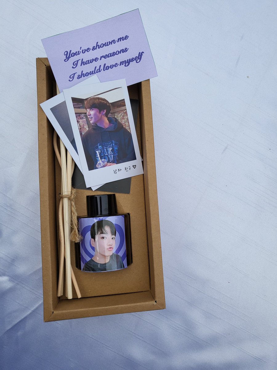 yundotjpg's tweet photo. [Help RT] Hi ARMY yang mau lilin / difuser reed edisi bangtan boleh di cek ya😬

Available 25 Nov di shopee https://t.co/V4KcpBWefC dan artsku_shop

Tag: wts wtt wtb bangtan bts army INA rm namjoon jin seokjin suga yoongi j-hope hobi hoseok jimin v taehyung jungkook https://t.co/EW82qqsWdC