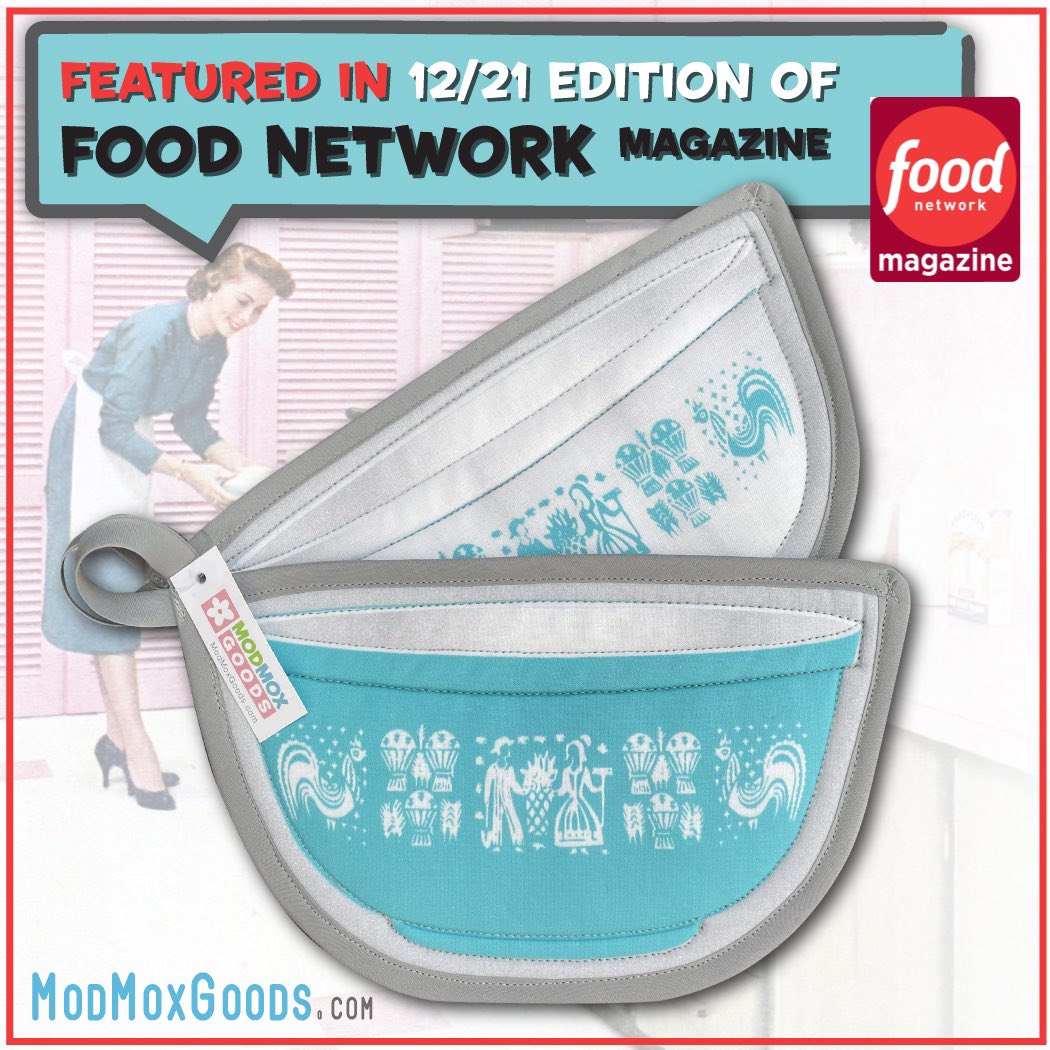TheMoxilla's tweet photo. One of the proudest days of my life! My vintage inspired Potholders are featured in the new issuenof Food Network Magazine!!!💕✨🙏🏻 thanks #foodnetworkmagazine #thrilled https://t.co/JdkAFHgREL