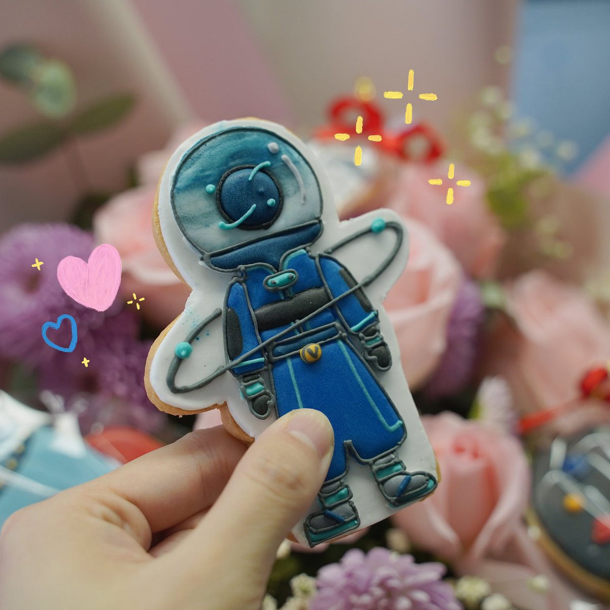 pu_gge's tweet photo. No one can refuse the lovely Space Explorer🤖 cookie made with vege-milk cream 😍NO ONE!  @IVSProtocol 

#IVSpace #Thanksgiving https://t.co/B6YRHq4XJc