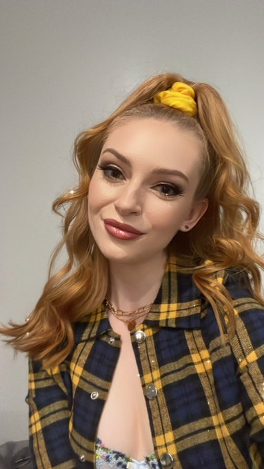 Maya Kendrick’s pics and videos