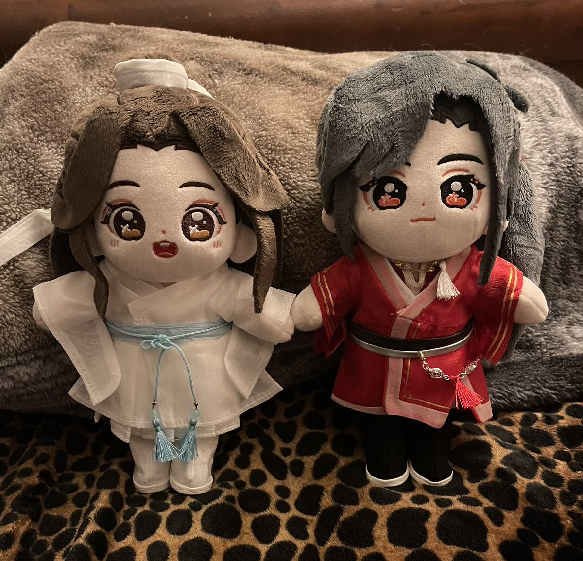 MovedBella's tweet photo. as a small update i’m still into tgcf (and hannibal) look at my creachers… i’ve been mainly on priv lately because of school and work but i’ve recently watched arcane (caitvi my beloved) and chucky (tiffnica my beloved) so. new worms. but i hope y’all are well https://t.co/hGoNljcYHB