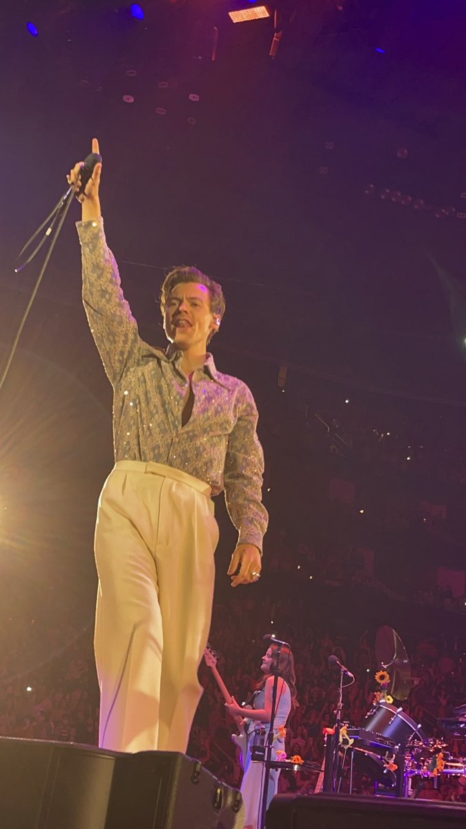 straycarousel's tweet photo. loml https://t.co/D1TZDAtGbc
