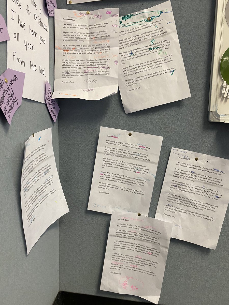 han_ha's tweet photo. Year 2 examining examples of strong writing to co-construct the success criteria for our persuasive letters to Santa 🎅 #persuasivewriting #year2 https://t.co/7wkipuWsLn