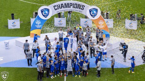 Dx_deaf's tweet photo. 😎 البطولات.. مرآة #الهلال 🏆💙

#الهلال_كبير_آسيا https://t.co/RuqKA7LKKb
