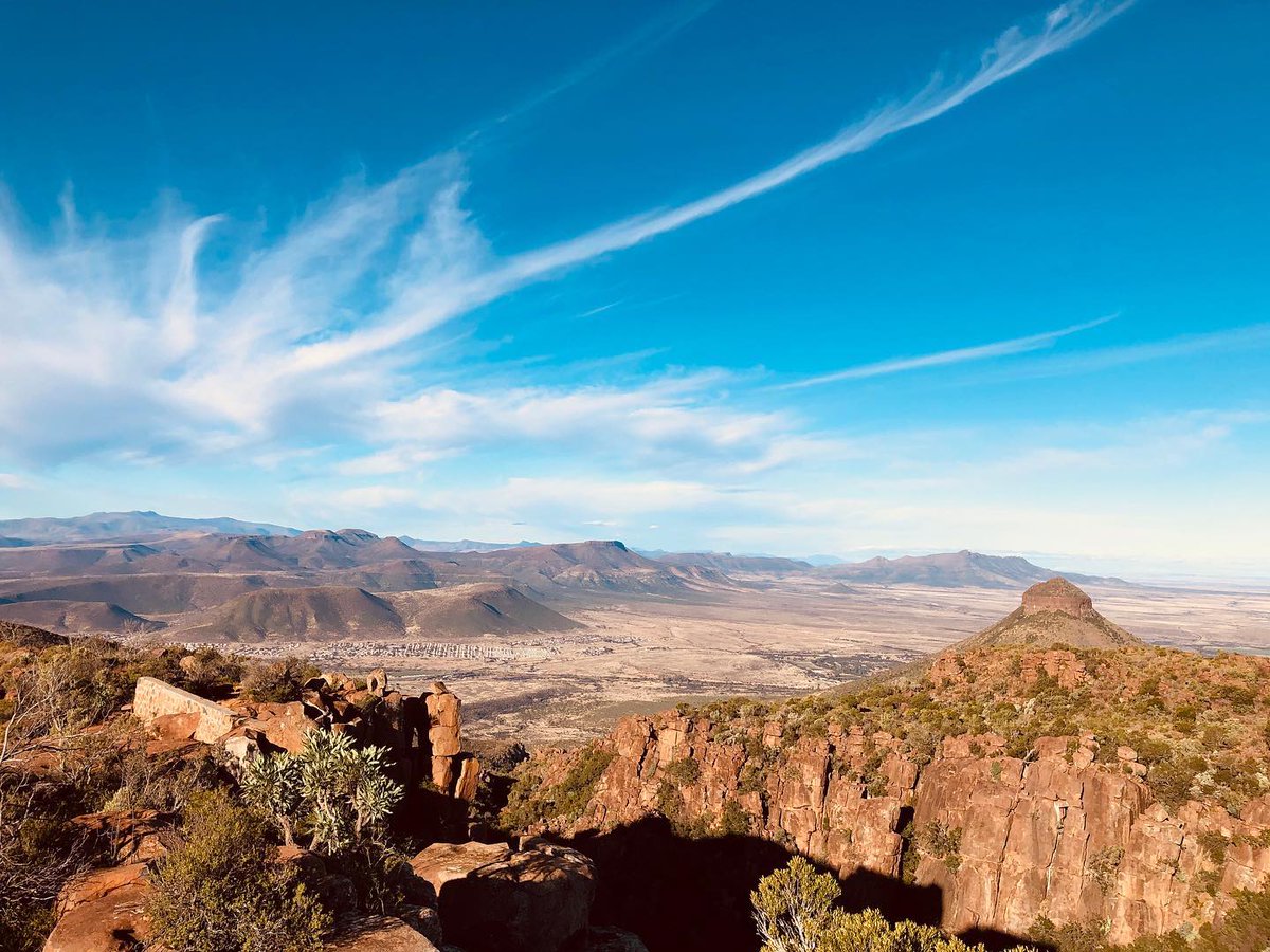 KarooHeartland's tweet photo. Hello from the beautiful Valley of Desolation in @SANParksCNP outside #GraaffReinet. We're celebrating @SANParks Week with free entry to the national parks of the Karoo Heartland: Camdeboo & Mountain Zebra National Park from 22 - 28 November.
πΈToerboer #SANparksweek https://t.co/hAaslXhy6V