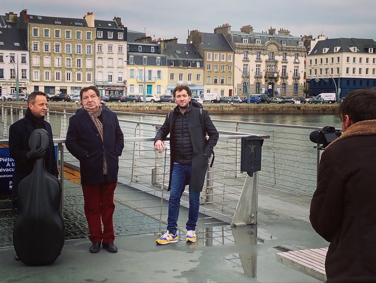 La_Belle_Saison's tweet photo. 2 jours @TridentSN pour @PFouchenneret @MarcCoppey et Jean-François #Heisser : un « salon de musique » intimiste et un grandiose concert #Ravel (avec #Fauré en bis), sans oublier un petit tournage au passage… À suivre ! 🎥🔜 https://t.co/rdor1jdcdY