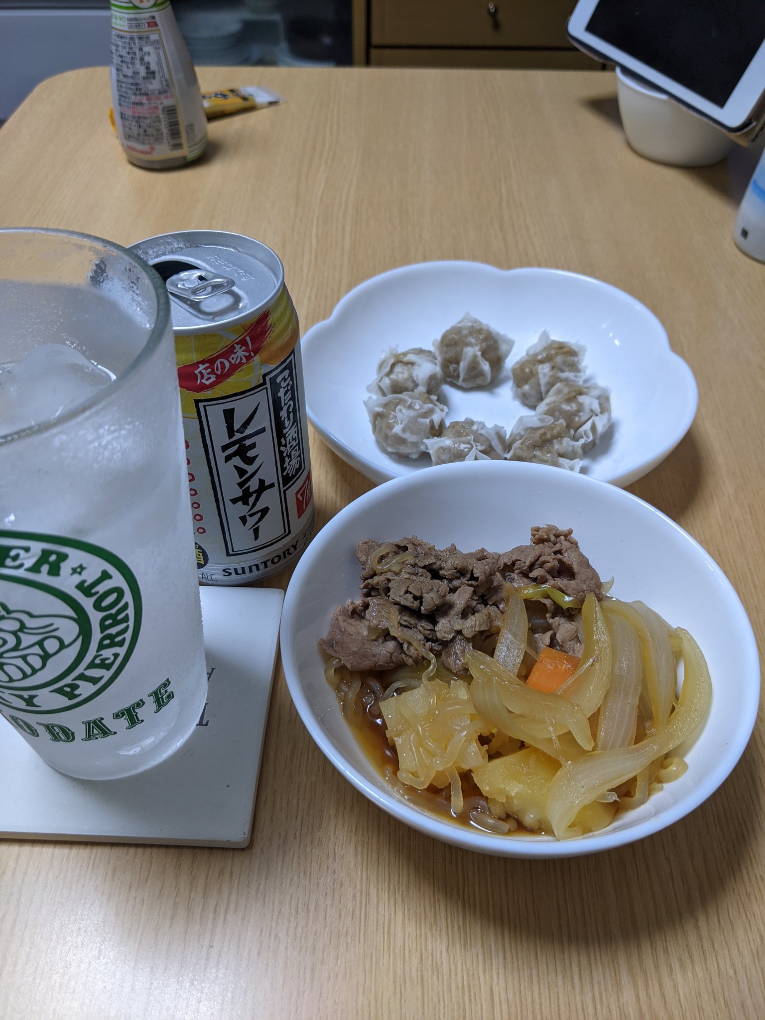 あやたま 今日は肉じゃがとハナマサの焼売 肉のハナマサ は肉 野菜 冷凍食品が安くて有難いお店です T Co 7nm3mu06qx Twitter