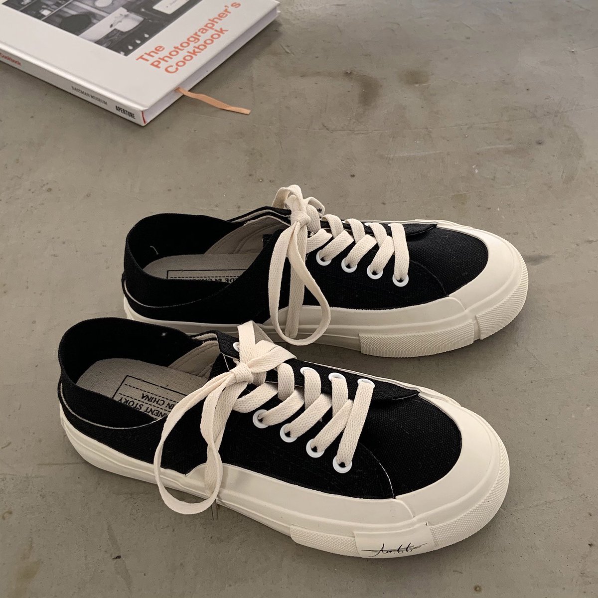 Duchchunchun's tweet photo. 💥ไม่ซื้อไม่เป็นไรค่า ช่วยรีทวิตหน่อยได้มั้ยย💥
👟✨ดึกๆมาโล๊ะล้างสต็อคกันหน่อย 🤍

🔥🔥200.- ทุกคู่ 🔥🔥

ปล.มีไม่ครบทุก size นะ https://t.co/TfiUZXy9zj