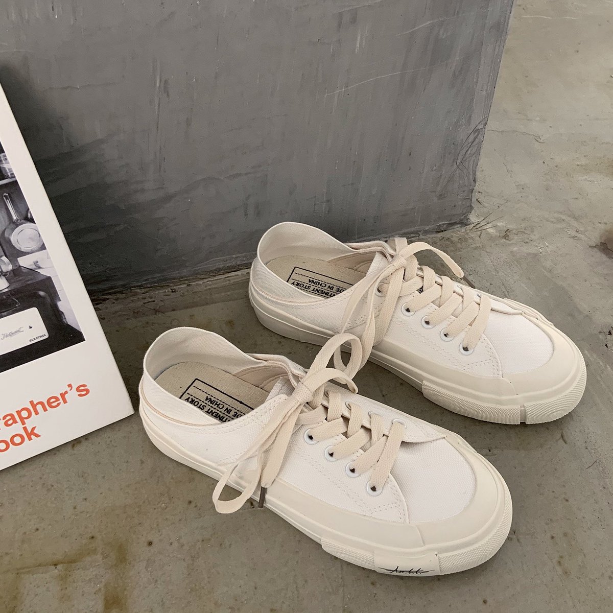 Duchchunchun's tweet photo. 💥ไม่ซื้อไม่เป็นไรค่า ช่วยรีทวิตหน่อยได้มั้ยย💥
👟✨ดึกๆมาโล๊ะล้างสต็อคกันหน่อย 🤍

🔥🔥200.- ทุกคู่ 🔥🔥

ปล.มีไม่ครบทุก size นะ https://t.co/TfiUZXy9zj