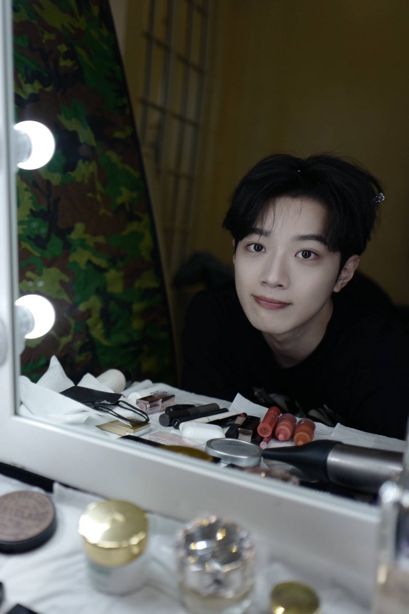 Lai Guanlin memo update 
#LAIKUANLIN #라이관린 #赖冠霖