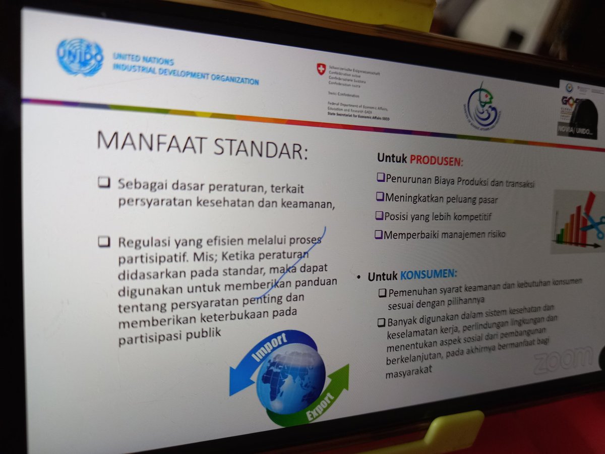 AM_Samarinda36's tweet photo. Rabu (24/11), Tim Luhkan, di Dinas Perikanan, Koordinasi mingguan kegiatan Luhkan Kota Samarinda_ Input target kinerja matriks serta Zoom Bimtek Auditor dan Verifikator SNI CBIB via daring hari pertama, #GiatLuhkanSatminkalTegal #Samarinda #Aktifitas https://t.co/SBKoI7uB1Z