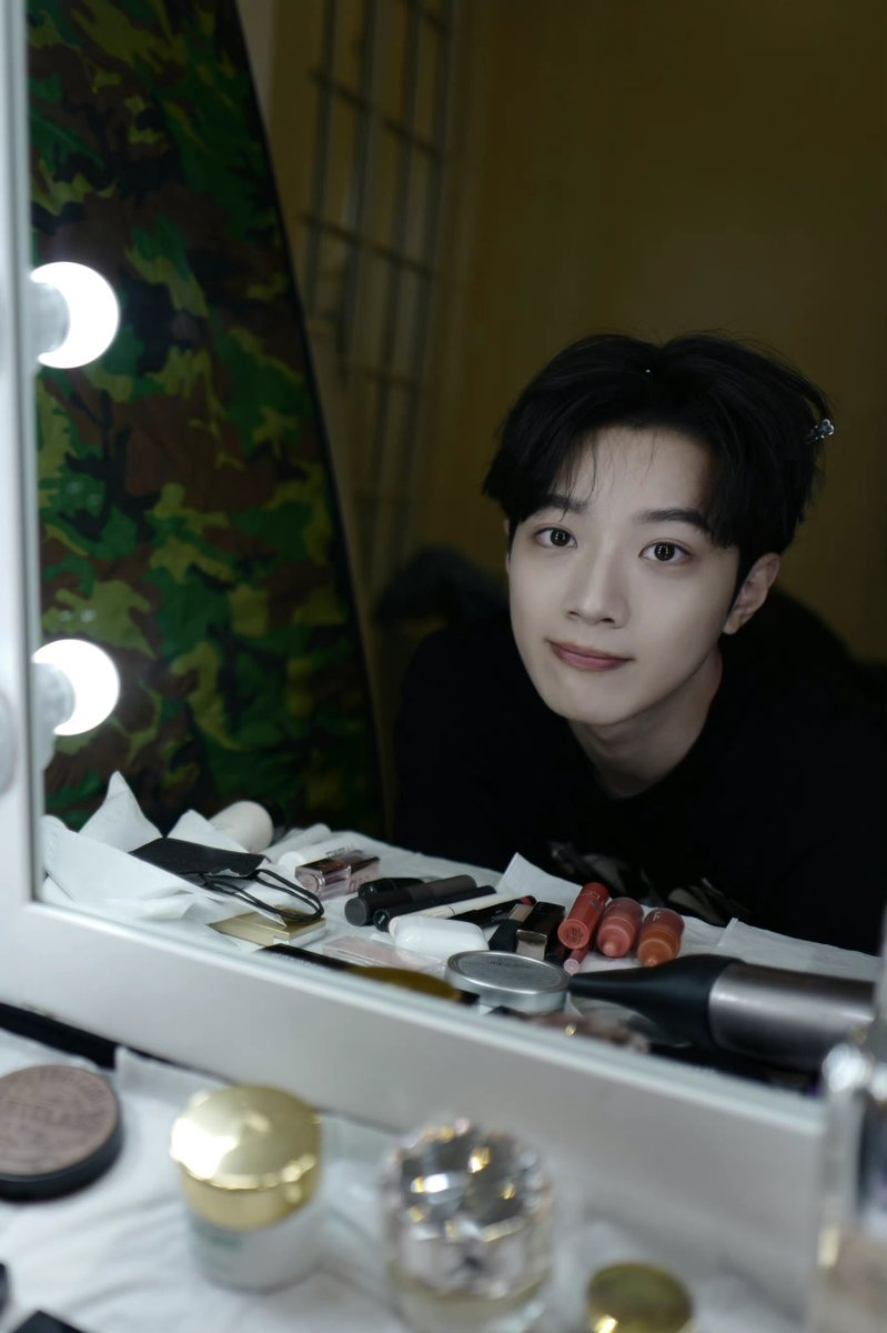 ▼sʟᴏᴡ▼FCLAIKUANLIN♥︎ tweet media