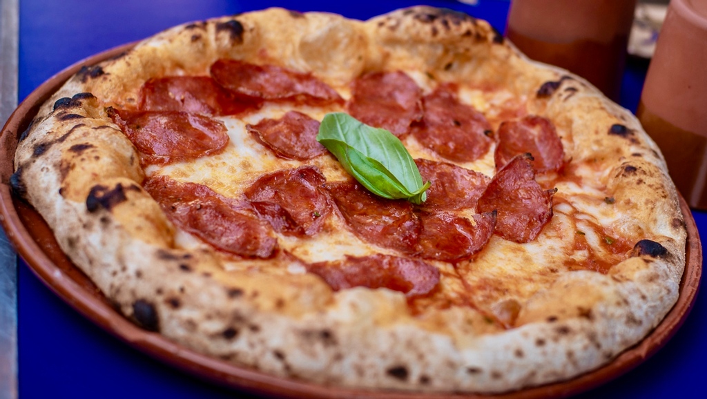 La Pizza Diavola 🤩 Avec du Salami Napolitain piquant ❤️‍🔥