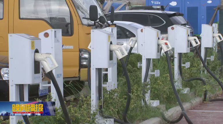 HefeiChina's tweet photo. Hefei had built 55,000 charging posts for new energy vehicles by November 2021, meeting the demand of around 120,000 new energy vehicles daily. #HefeiDevelopment https://t.co/veb60Hg6HS