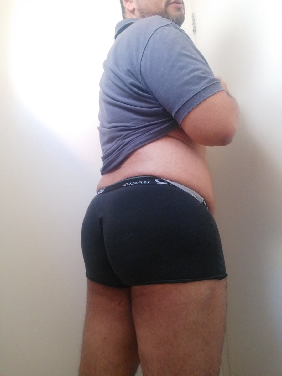 Thiago27440287's tweet photo. E no meio da tarde, no banheiro da firma vc tira uma fotinha kkkk
#rp #rpgay #gordinho #sp #brasil #grinderapp #sexo #mandanudes #sexygay #bear #good https://t.co/wYcLR0BlsT