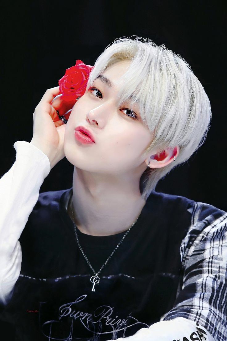 Hallo kim sunoo disini, saya baru main rp twt. Rt/like/rep for follow, ketuk dm for fambest
Sekian terimakasih.
#roleplayerindonesia #roleplaykpop #rpw #roleplayerworld #rptwt #roleplayeraccount