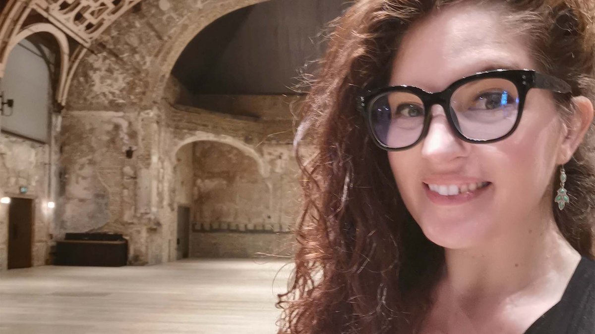 Young Vic tweet media