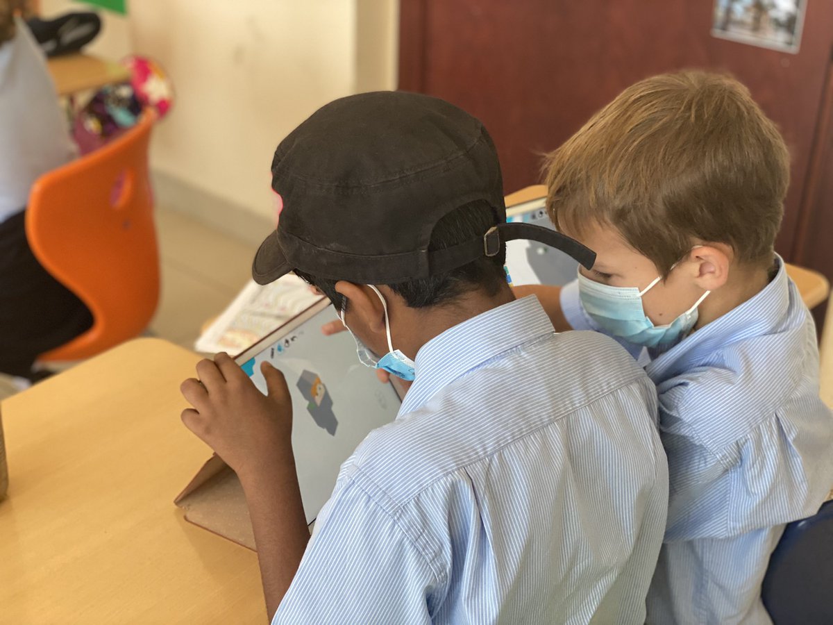 ms.T.dxb tweet media