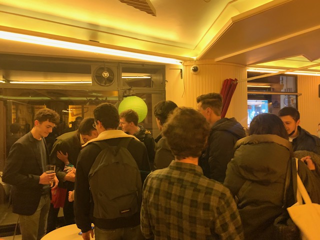 🔴 Merci aux étudiants <a href="/ParlementScPo/">Parlement des Étudiants - Sciences Po Paris</a> pour leur invitation hier pour présenter mon projet #presidentielle2022. «Le peuple votait à 85 % avec un réel débat d'idées. Auj ils ne sont plus que 30 %. Je veux redonner le goût à l'engagement citoyen" #jeanlassalle2022