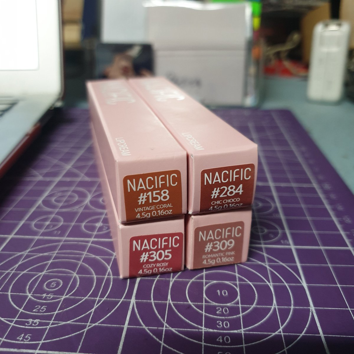 g7skzcarteu's tweet photo. wts lfb #GSCSelling

NACIFIC lip cream
Php 200 ea 

available shades:
☆ Vintage Coral
☆ Chic Choco
☆ Cozy Rosy
☆ Romantic Pink

onhand, 1 week DOP ✅
view my pinned tweet for more deets for mop and mod

*bought this sa stray kids set hehe https://t.co/Y8E0cHlz1Q