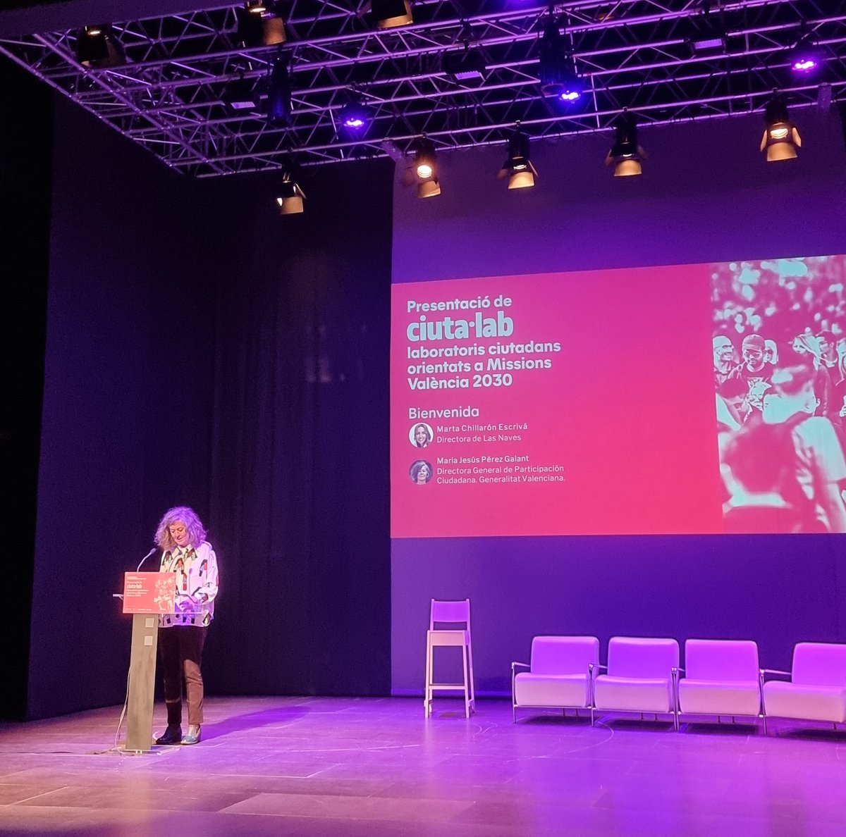 PovedaMerce's tweet photo. En @LasNavesINN hoy presentamos #ciutatlab, nuestra iniciativa de Laboratorios Ciudadanos orientada Misiones #MissionsValencia2030
con Maria Jesús Pérez Galant https://t.co/N0Dy2dB0Nm