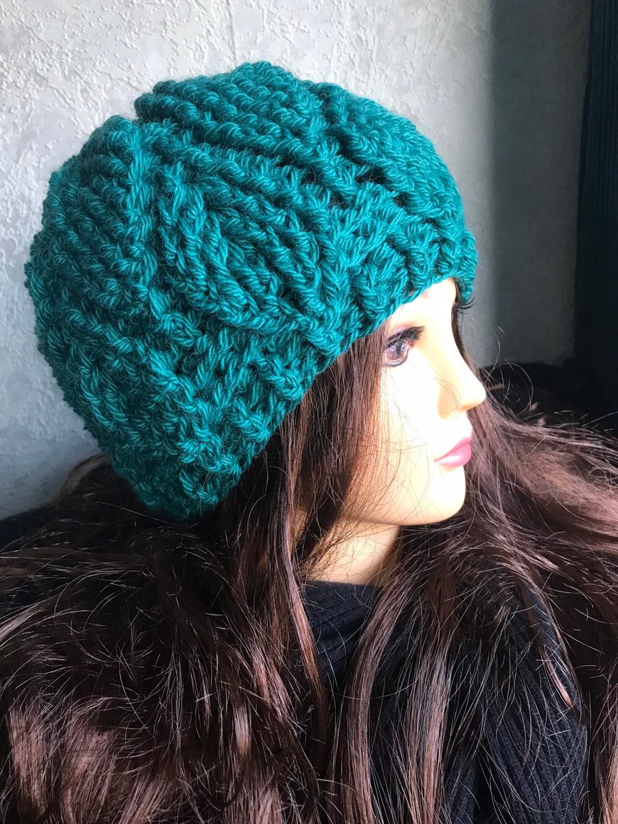 Mynecklace's tweet photo. uit mijn #etsyshop #purewoolhat #leafpatternhat #hakelbeanie #crochethat #greenbeanie # mystyleunlimited https://t.co/8krZbA9oDG https://t.co/C03103BxnD