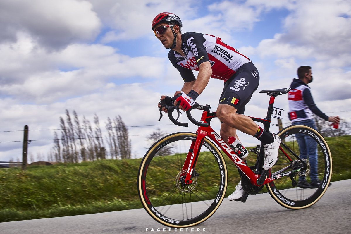 Lotto Cycling Team (@lottocycling_) on Twitter photo 📢𝐓𝐞𝐚𝐦 𝐧𝐞𝐰𝐬!
Not only is <a href="/JasperDeBuyst/">Jasper De Buyst</a> turning 28 today, we are also excited to announce that Jasper has extended his contract with the team, which will see him stay at Lotto Soudal at least till the end of 2024 🥳 📢𝐓𝐞𝐚𝐦 𝐧𝐞𝐰𝐬!
Not only is <a href="/JasperDeBuyst/">Jasper De Buyst</a> turning 28 today, we are also excited to announce that Jasper has extended his contract with the team, which will see him stay at Lotto Soudal at least till the end of 2024 🥳